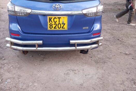 A seven seater Toyota wish car on sale.