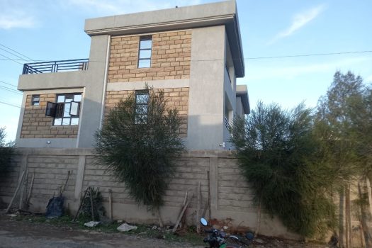 VICTORIAS 4 BEDROOM MAISONETTE ALL ENSUITE TO LET IN UTAWALA-AIRWAYS, NILE COURT ESTATE@ 85,000/=