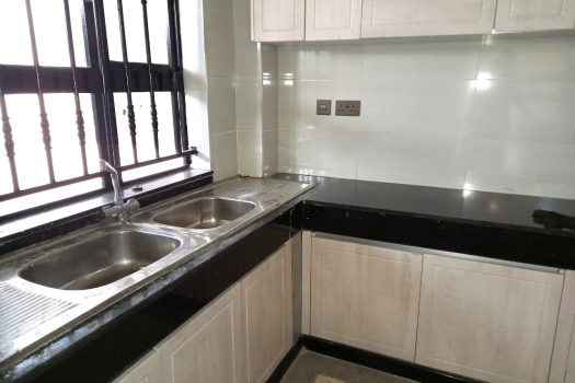 VICTORIAS 4 BEDROOM MAISONETTE ALL ENSUITE TO LET IN UTAWALA-AIRWAYS, NILE COURT ESTATE@ 85,000/=