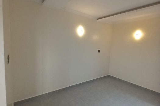 VICTORIAS 4 BEDROOM MAISONETTE ALL ENSUITE TO LET IN UTAWALA-AIRWAYS, NILE COURT ESTATE@ 85,000/=