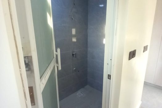 VICTORIAS 4 BEDROOM MAISONETTE ALL ENSUITE TO LET IN UTAWALA-AIRWAYS, NILE COURT ESTATE@ 85,000/=