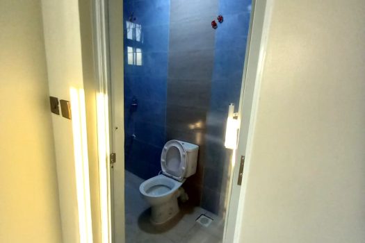 VICTORIAS 4 BEDROOM MAISONETTE ALL ENSUITE TO LET IN UTAWALA-AIRWAYS, NILE COURT ESTATE@ 85,000/=