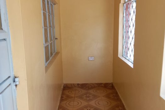 VICTORIAS 4 BEDROOM BUNGALOW TO LET IN UTAWALA-GITHUNGURI, NEAR WARIDI UTAWALA SCHOOL@ 40,000/=