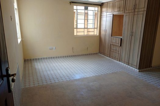 FOR RENT: SPACIOUS 3 BEDROOM – OWN COMPOUND – UTAWALA AIRWAYS (ARUSHA COURT) Price: Kshs. 40,000/month